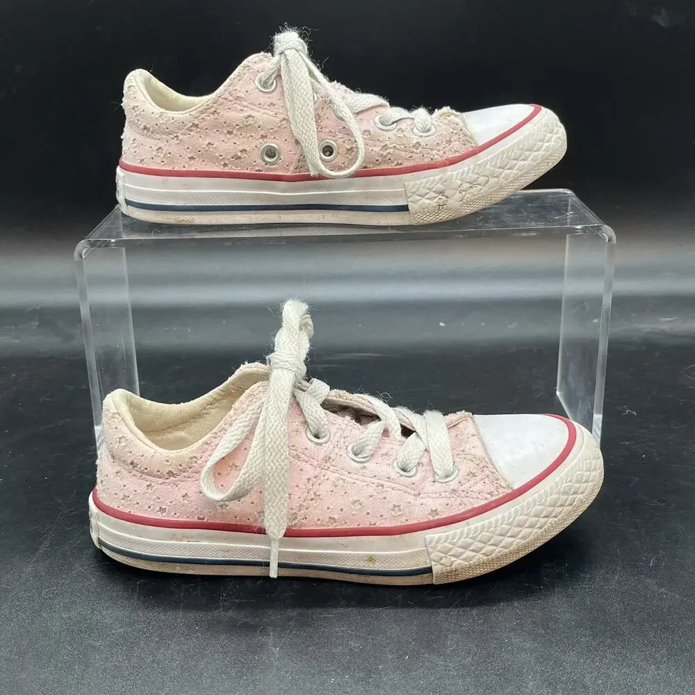 Converse all star low top pink stars junior size 11 casual school walking